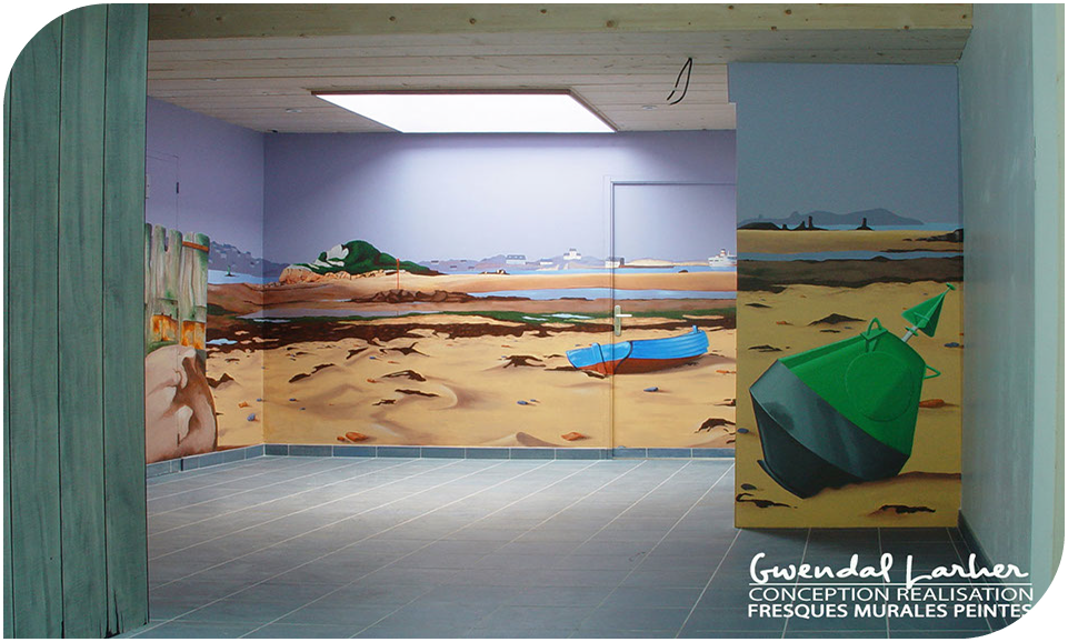 Fresque murale de marine peint à&nbsp; la main pour sublimer cet espace sanitaire au camping les Mouettes à Carantec (Finistère).