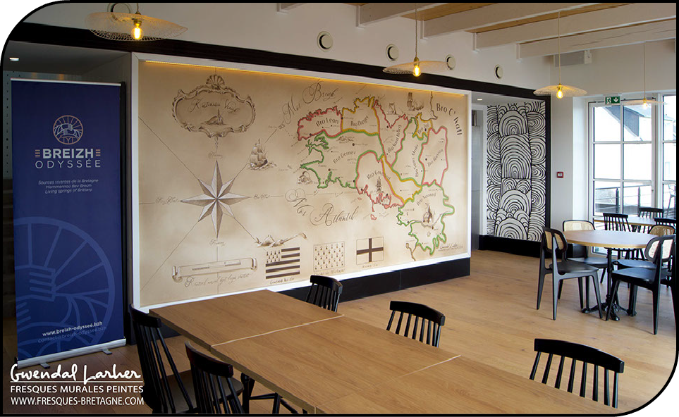 Carte ancienne de bretagne, décoration murale peinte pour l'espace restaurant de l'espace muséale Breizh Odysse à Landevennes dans le Finistère