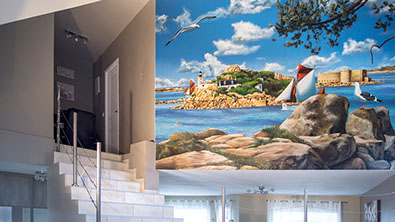 Cette photographie représente une fresque murale en trompe-l'œil. Décorations peinte de luxe et haut de gamme pour villa, piscines, spa