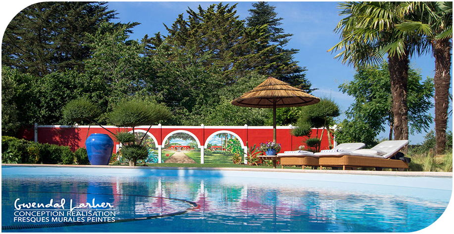 fresque murale piscine intérieure luxe Bretagne décoration haut de gamme