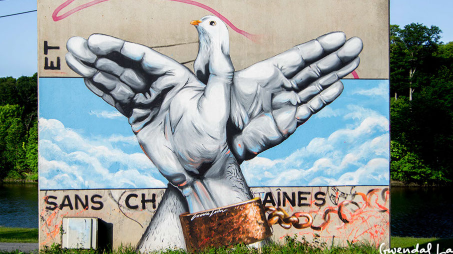 Colombe de la paix-street art- pilier du pont routier rn 12- port de morlaix